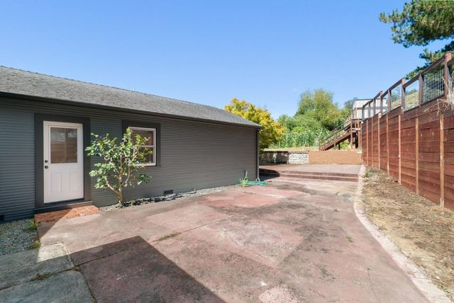 7337 Glen Haven Road, Soquel, CA 95073