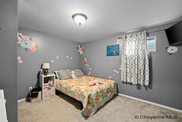 803 GOLDEN HILL ST, Cheyenne, WY 82009