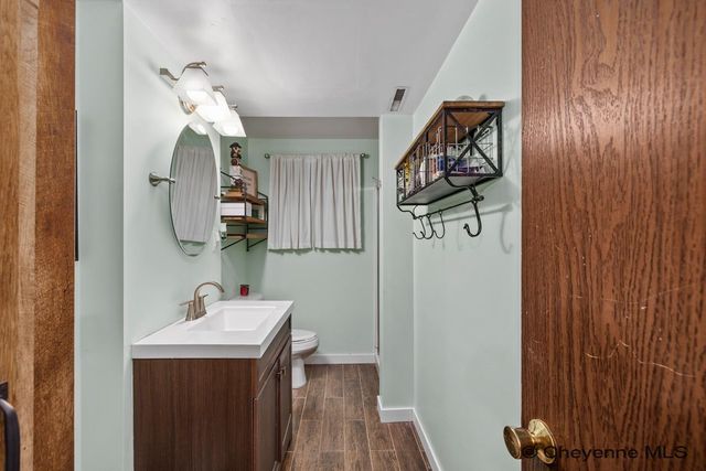 803 GOLDEN HILL ST, Cheyenne, WY 82009