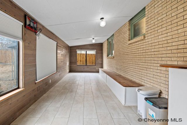 803 GOLDEN HILL ST, Cheyenne, WY 82009