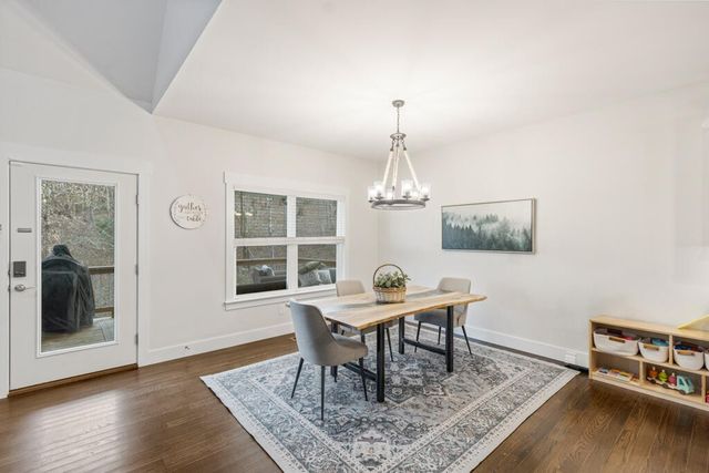 621 Sunset Valley Drive, Soddy Daisy, TN 37379