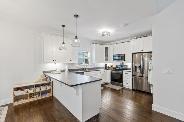 621 Sunset Valley Drive, Soddy Daisy, TN 37379