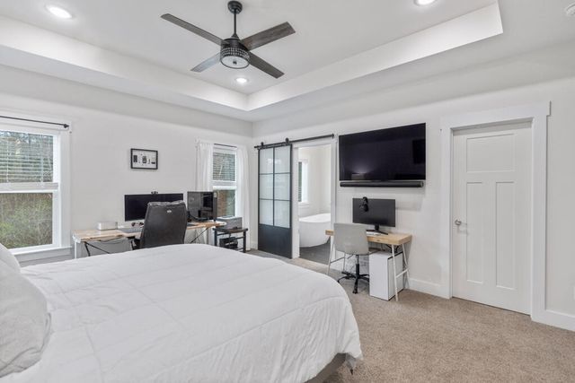 621 Sunset Valley Drive, Soddy Daisy, TN 37379