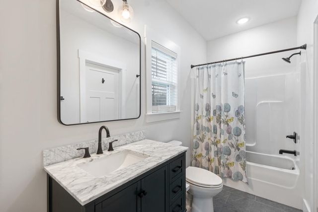 621 Sunset Valley Drive, Soddy Daisy, TN 37379