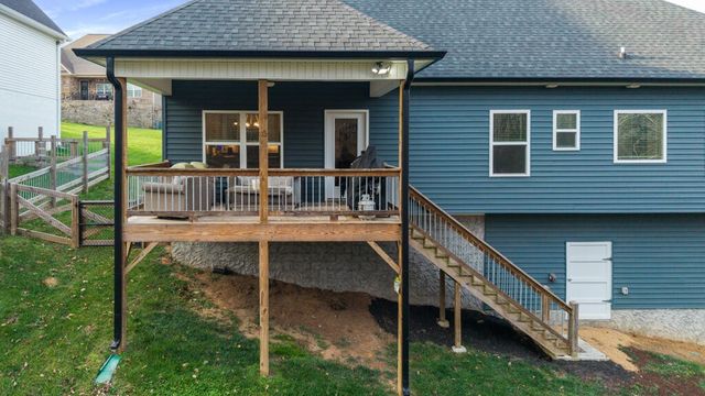 621 Sunset Valley Drive, Soddy Daisy, TN 37379