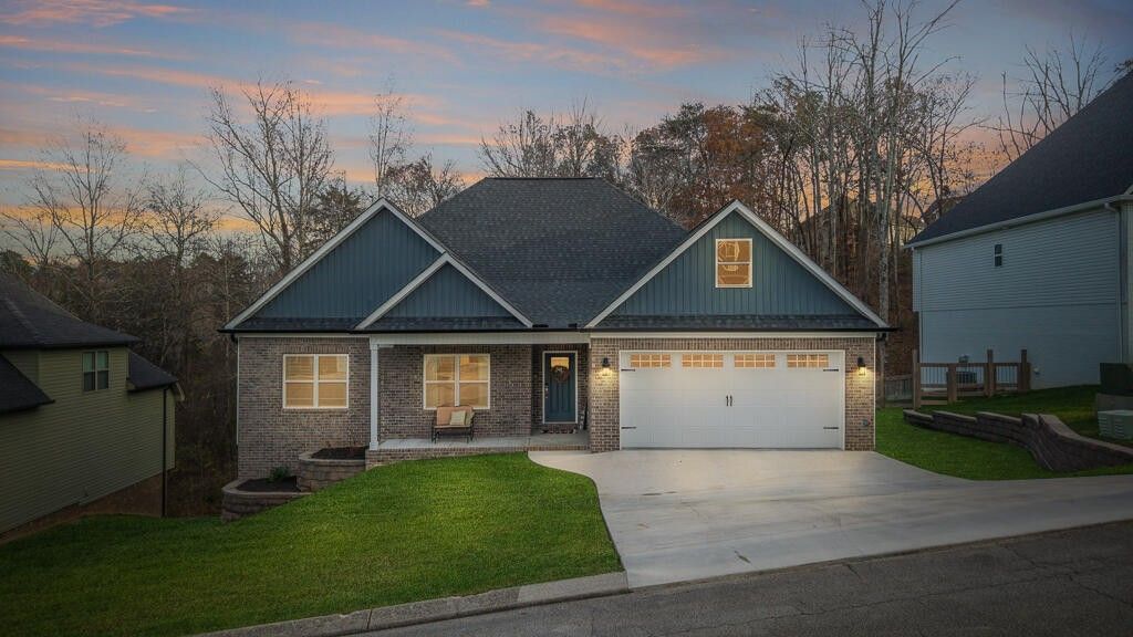 621 Sunset Valley Drive, Soddy Daisy, TN 37379