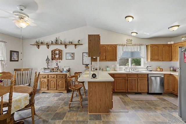 14355 Westlake Street, Taylor, MI 48180