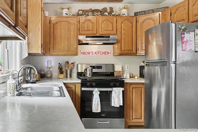 14355 Westlake Street, Taylor, MI 48180