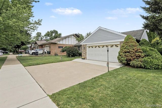 14355 Westlake Street, Taylor, MI 48180