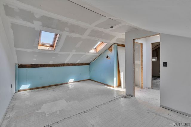 9866 State Road, Boston, NY 14025