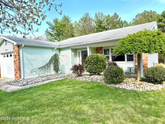 85 Lions Head Boulevard S, Brick, NJ 08723