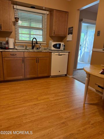 85 Lions Head Boulevard S, Brick, NJ 08723