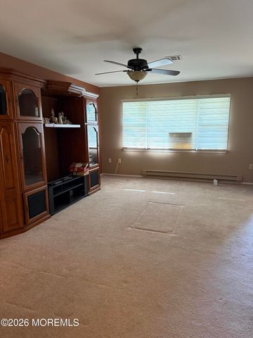 85 Lions Head Boulevard S, Brick, NJ 08723