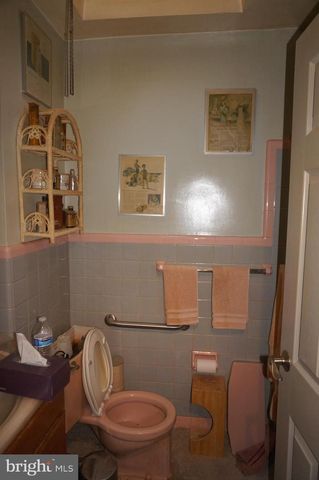 1420 NAPFLE AVE, Philadelphia, PA 19111