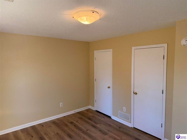 1204 Williamsburg Drive, Elizabethtown, KY 42701