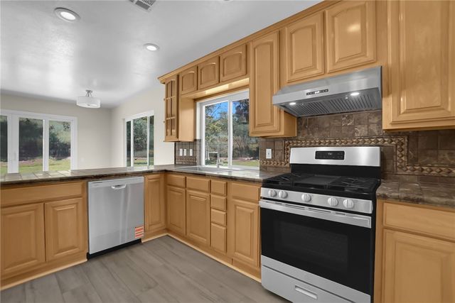 438 Calle Alcazar, Walnut, CA 91789