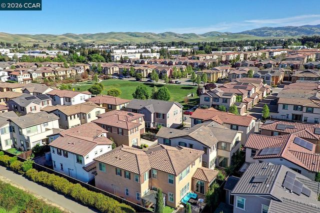 332 Misty Cir, Livermore, CA 94550