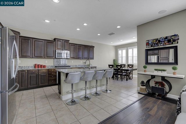 332 Misty Cir, Livermore, CA 94550