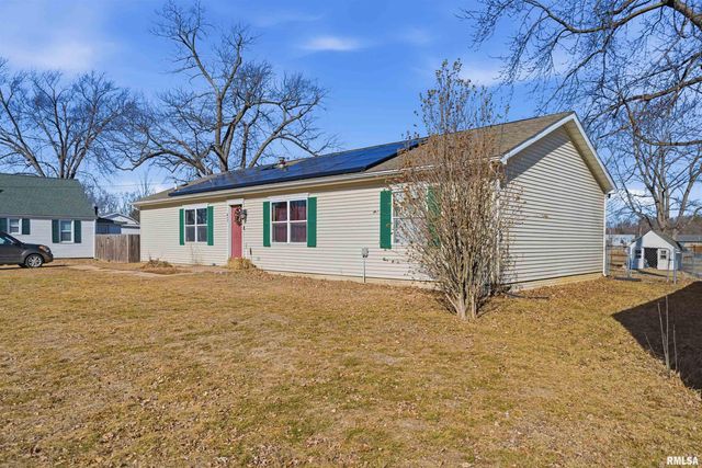 417 LILAC Lane, East Peoria, IL 61611