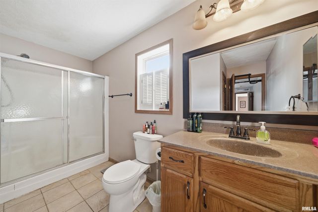 417 LILAC Lane, East Peoria, IL 61611