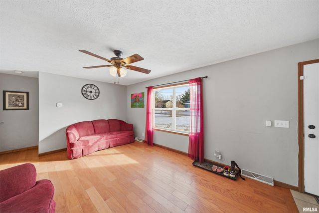 417 LILAC Lane, East Peoria, IL 61611