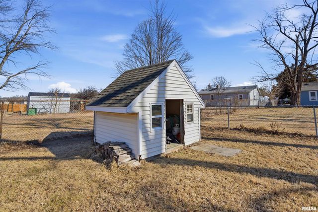 417 LILAC Lane, East Peoria, IL 61611