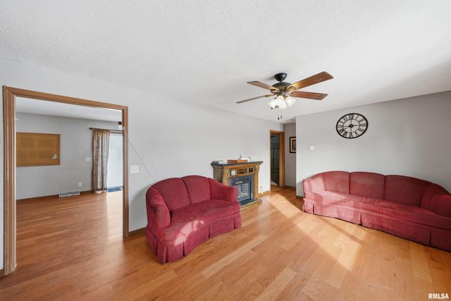 417 LILAC Lane, East Peoria, IL 61611