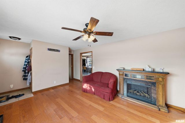 417 LILAC Lane, East Peoria, IL 61611