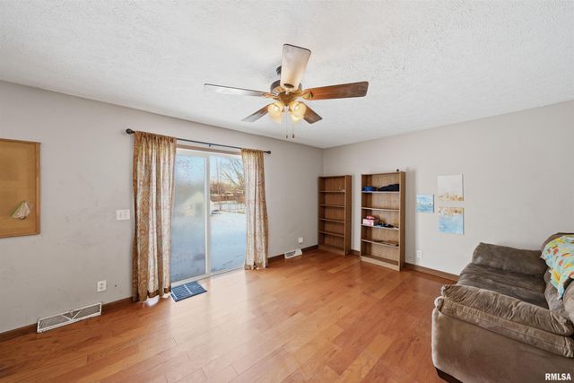 417 LILAC Lane, East Peoria, IL 61611