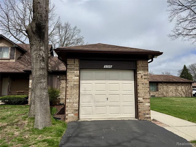 3793 Heritage Parkway, Dearborn, MI 48124