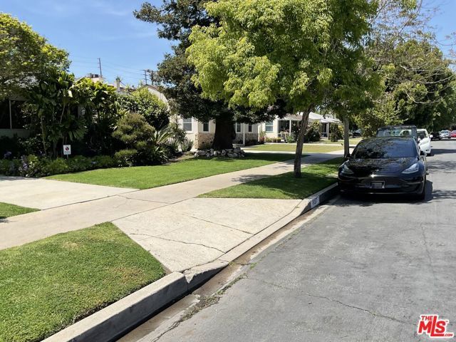 1851 Brockton Avenue, Los Angeles, CA 90025