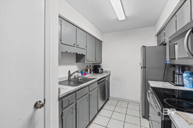 512 Lake Forest Boulevard E118, Daphne, AL 36526