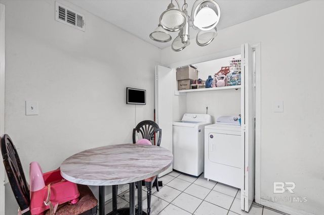 512 Lake Forest Boulevard E118, Daphne, AL 36526