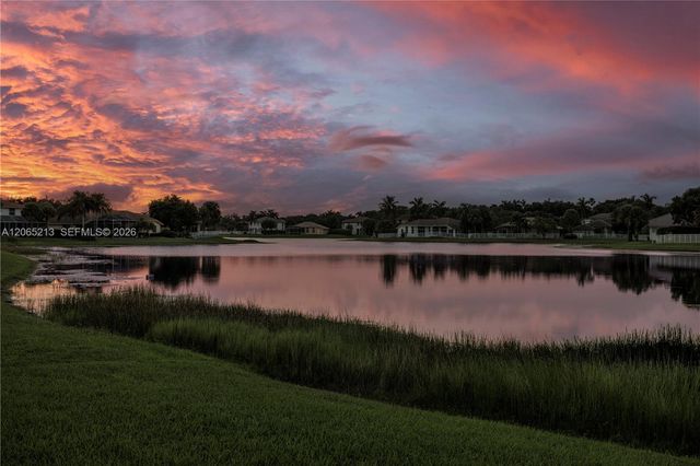 4015 Crossbill Lane, Weston, FL 33331