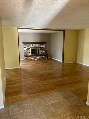 3032 Laurashawn Lane, Escondido, CA 92026