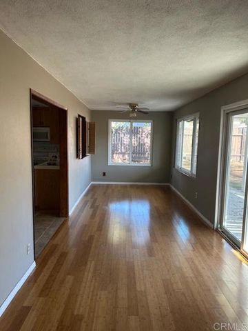 3032 Laurashawn Lane, Escondido, CA 92026