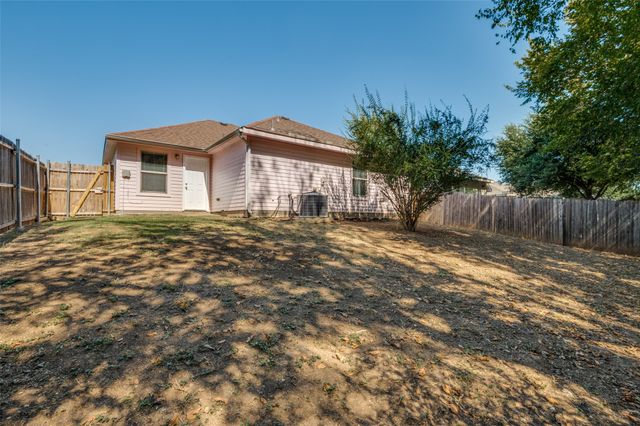 3414 Mojave Drive, Dallas, TX 75241