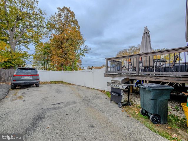 311 URBAN AVE, Norwood, PA 19074