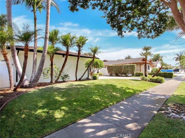 6241 Mar Vista Drive, Huntington Beach, CA 92647