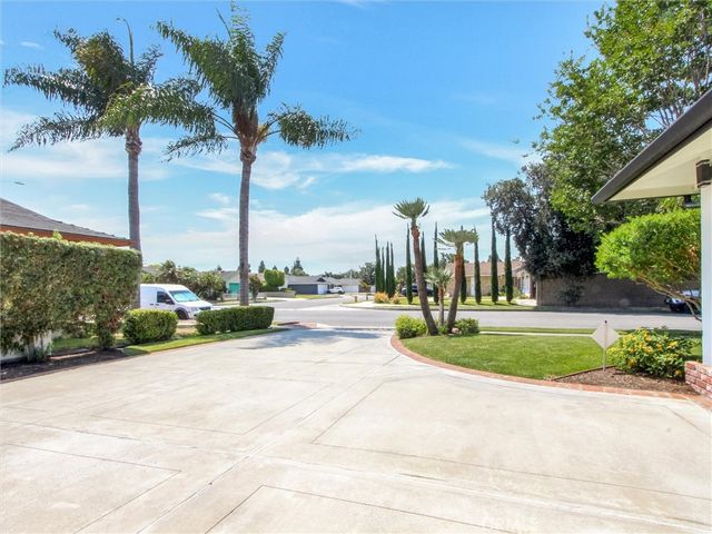 6241 Mar Vista Drive, Huntington Beach, CA 92647