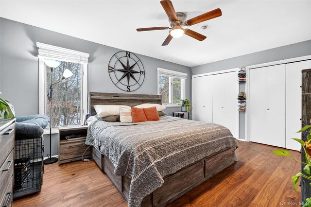 16 Village Green, Bardonia, NY 10954