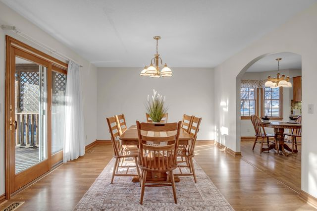 1831 S 125th St E, Wichita, KS 67207