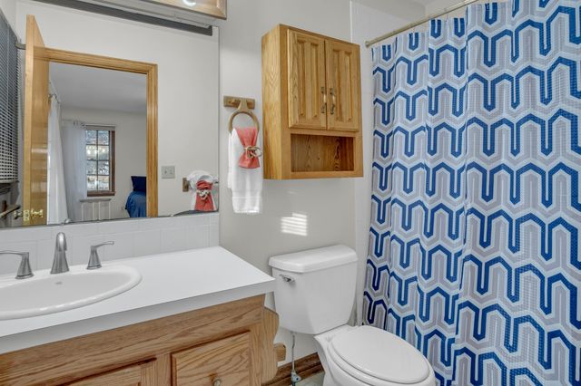 1831 S 125th St E, Wichita, KS 67207