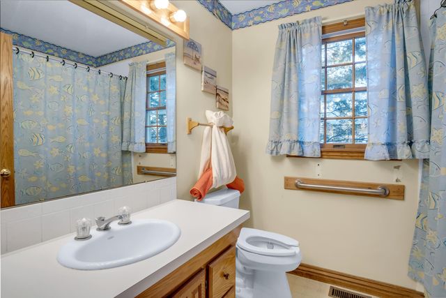 1831 S 125th St E, Wichita, KS 67207