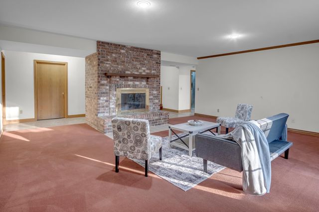 1831 S 125th St E, Wichita, KS 67207