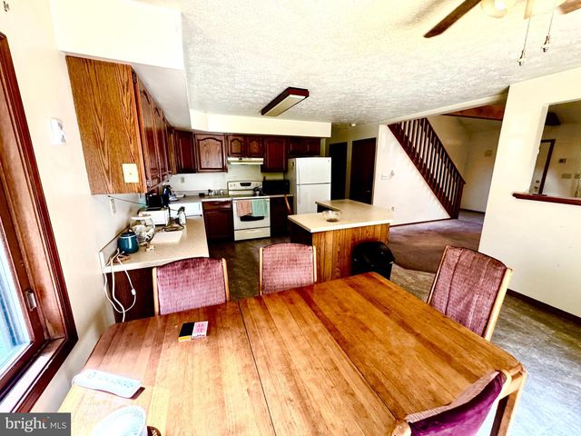 84 TANGLEWOOD DR, Albrightsville, PA 18210