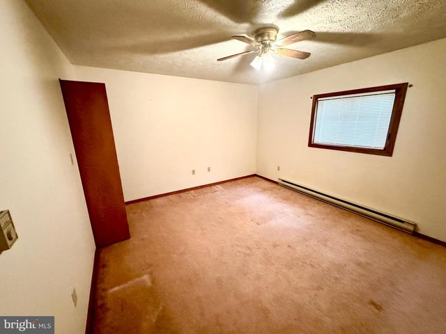 84 TANGLEWOOD DR, Albrightsville, PA 18210