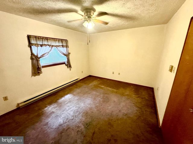 84 TANGLEWOOD DR, Albrightsville, PA 18210