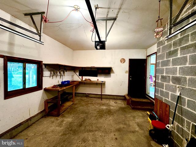 84 TANGLEWOOD DR, Albrightsville, PA 18210