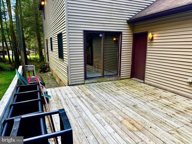 84 TANGLEWOOD DR, Albrightsville, PA 18210